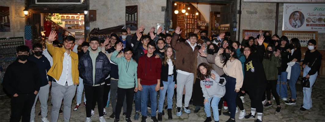 Eyüpsultanlı gençler Safranbolu'yu gezdi
