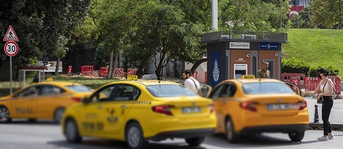 İBB'den 'yolcu seçen taksiciler' açıklaması