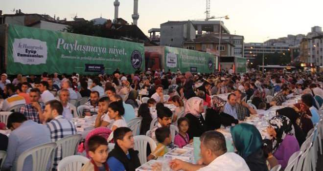 Alibeyköy’de farklı ve anlamlı bir iftar