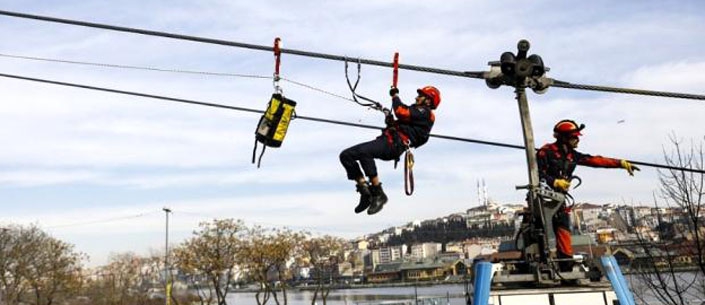 İFTAYE'DEN TELEFERİKDE NEFES KESEN TATBİKAT