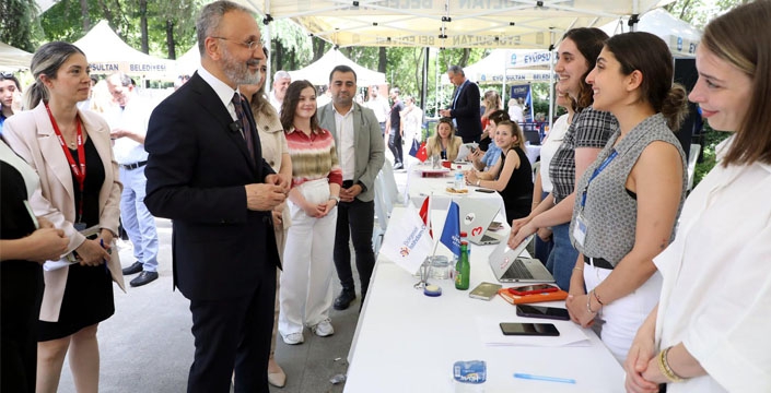 İstihdam fuarında 25 kurumsal firma iş arayanlarla buluştu